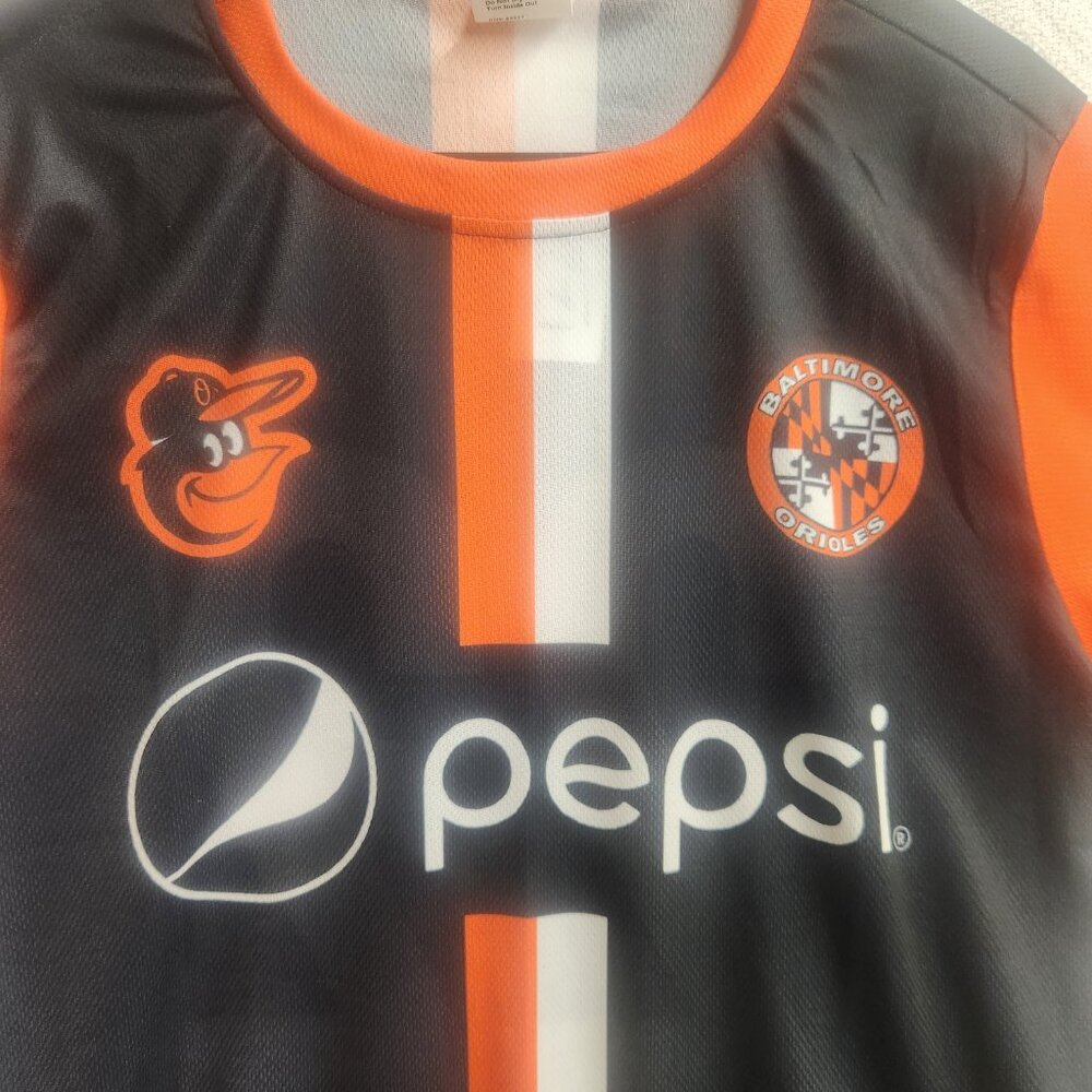 1225 - Baltimore Orioles M Soccer Jersey - Picture 2 of 4